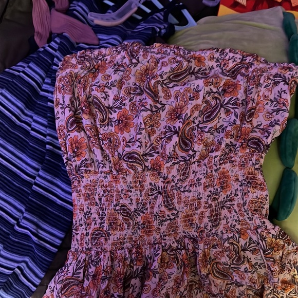 Strapless dress. - Picture 2 of 3